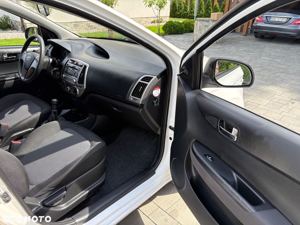 Hyundai i20 1.2 Trend - 6