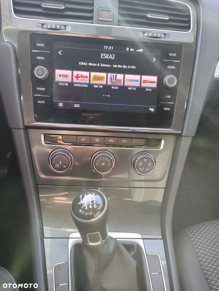 Volkswagen Golf 1.0 TSI BMT Trendline - 15