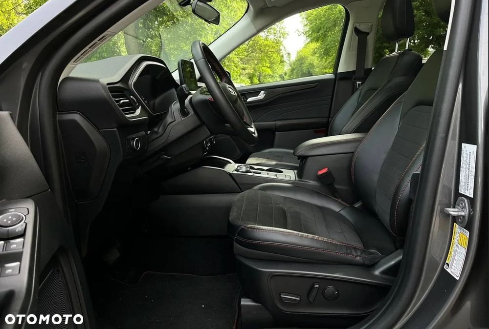 Ford Escape - 12