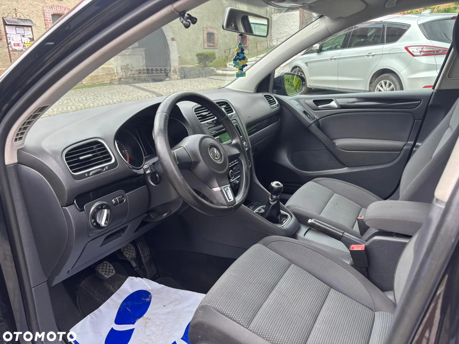 Volkswagen Golf VI 1.6 TDI Comfortline - 9