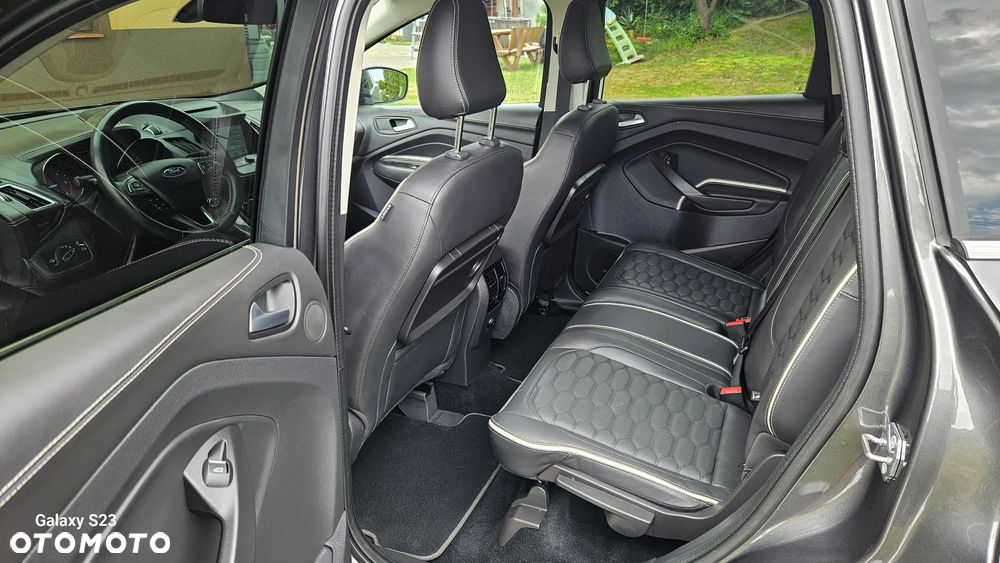 Ford Kuga 2.0 TDCi 4x4 Vignale - 15