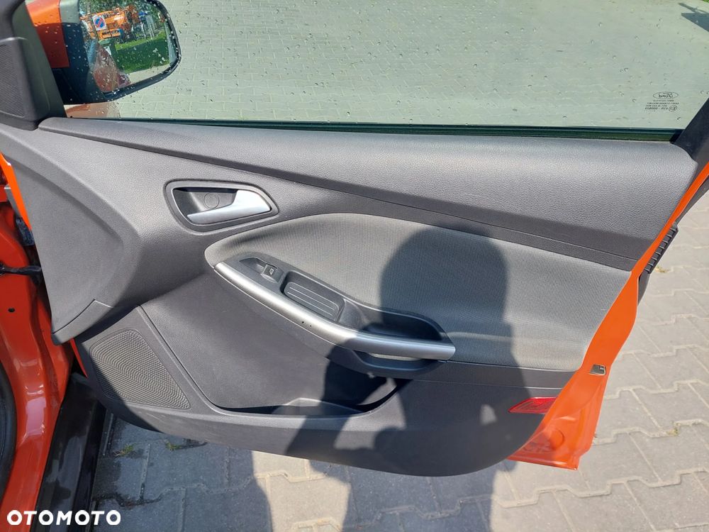 Ford Focus 1.6 EcoBoost Edition Start - 17