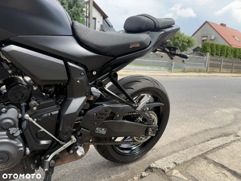 Yamaha MT - 19