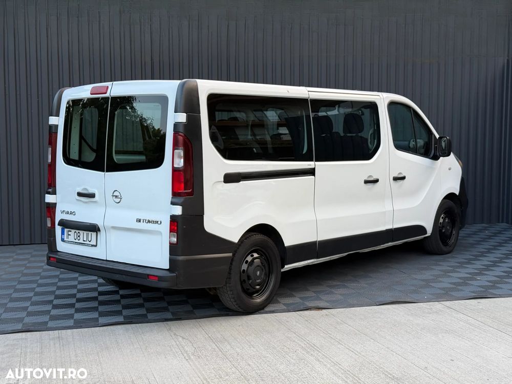 Opel Vivaro - 2