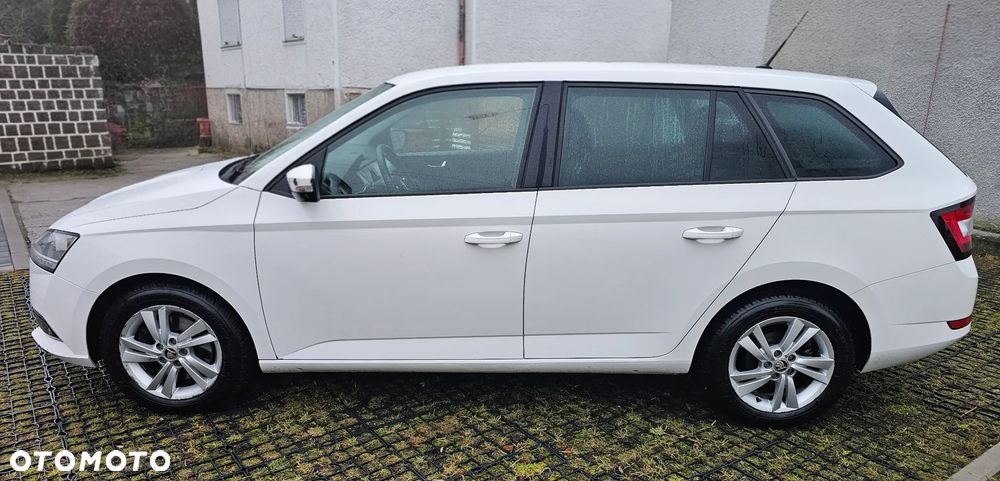 Skoda Fabia 1.0 TSI Ambition DSG - 6