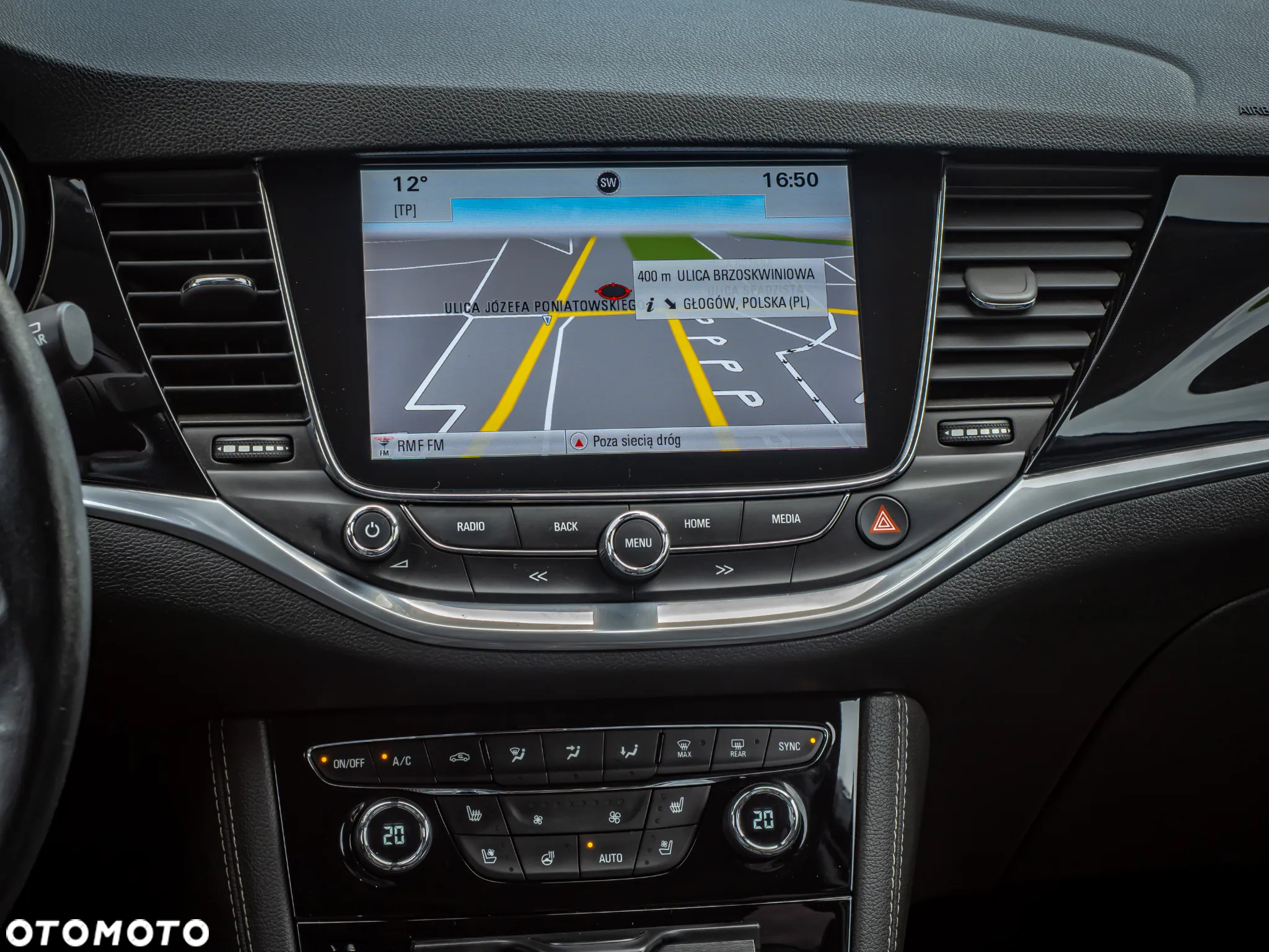 Opel Astra IV 1.6 CDTI Essentia - 23