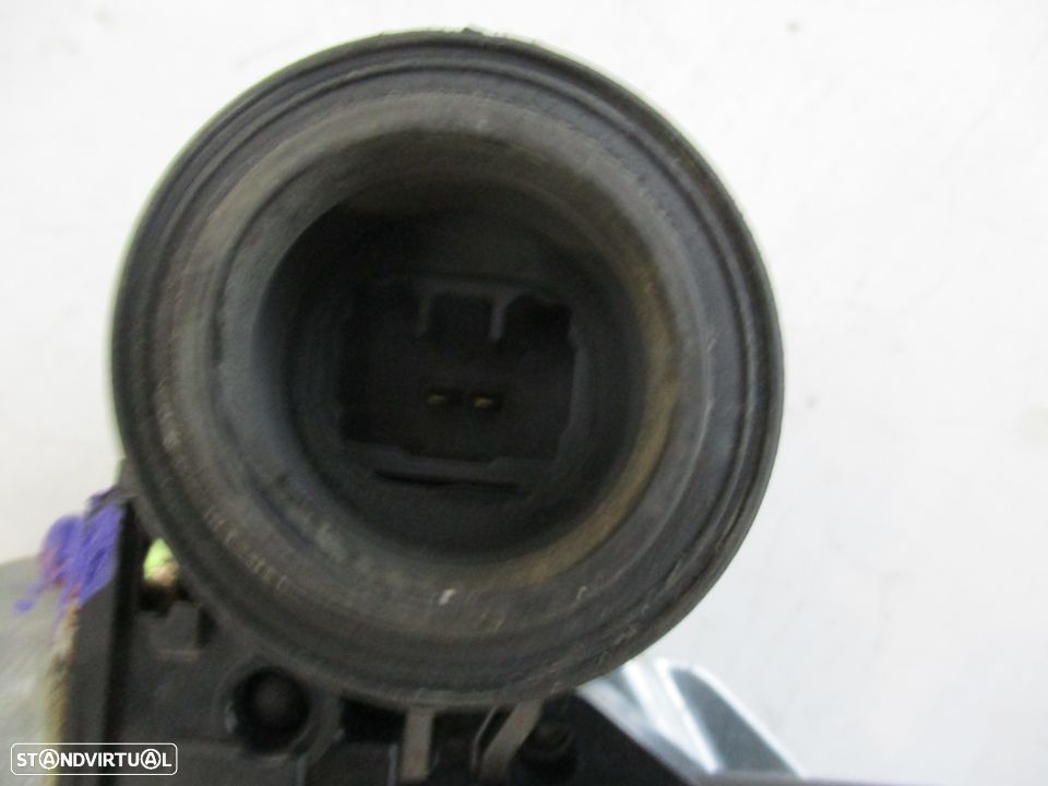 elevador vidro elétrico frente esquerdo Toyota yaris - 2