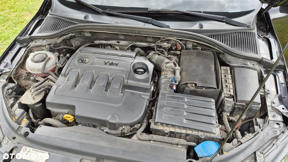 Skoda Octavia 2.0 TDI 4x4 Style DSG - 8