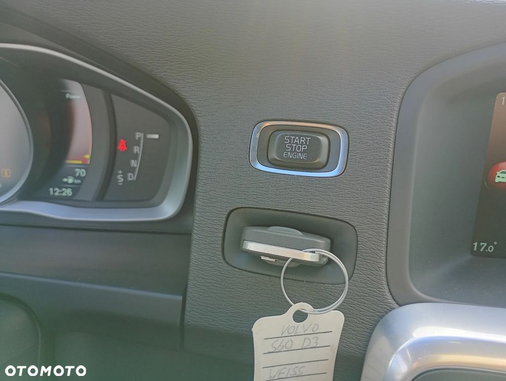 Volvo S60 D3 Geartronic Momentum - 29
