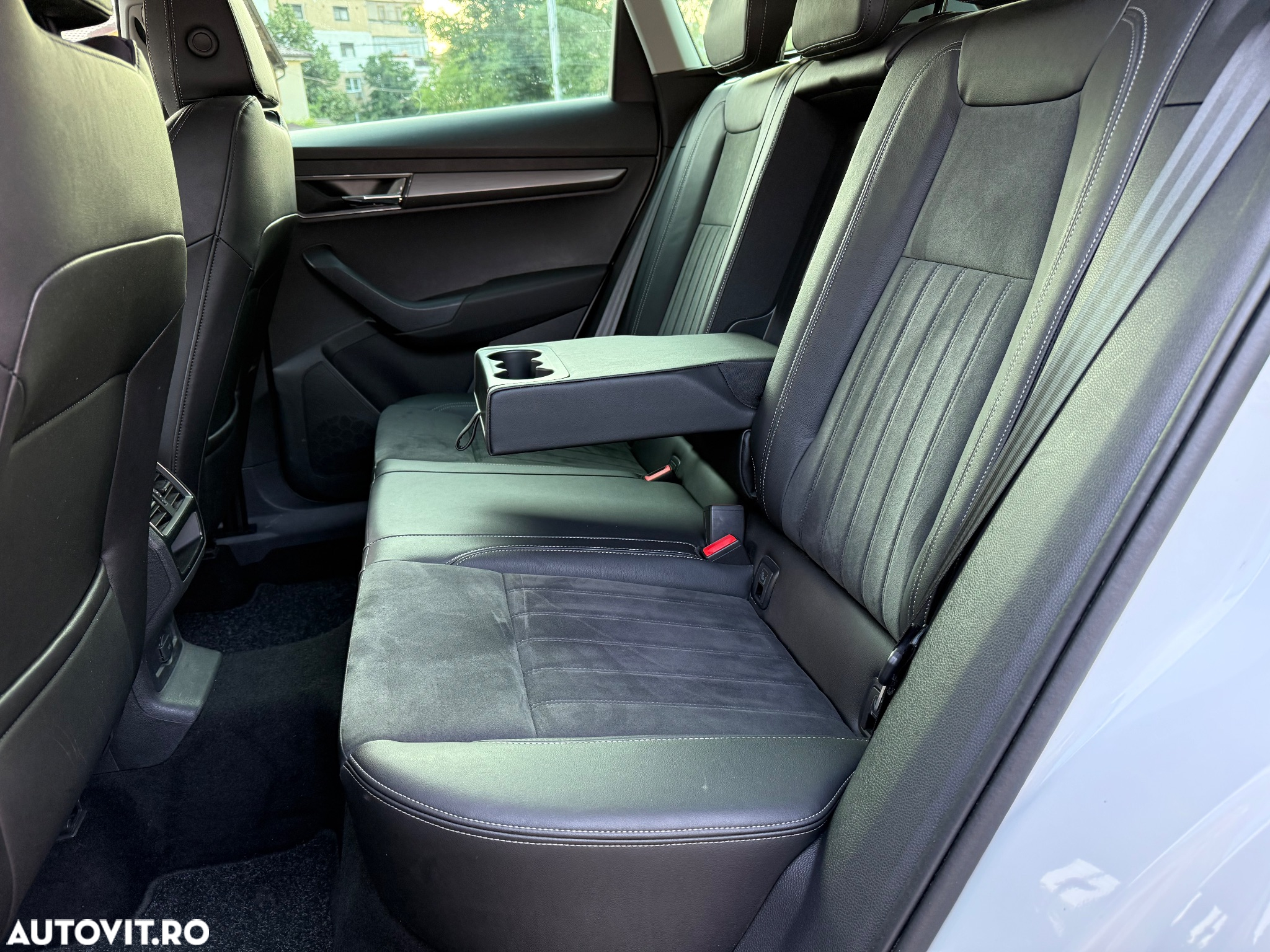 Skoda Karoq 1.6 TDI SCR DSG Style - 13