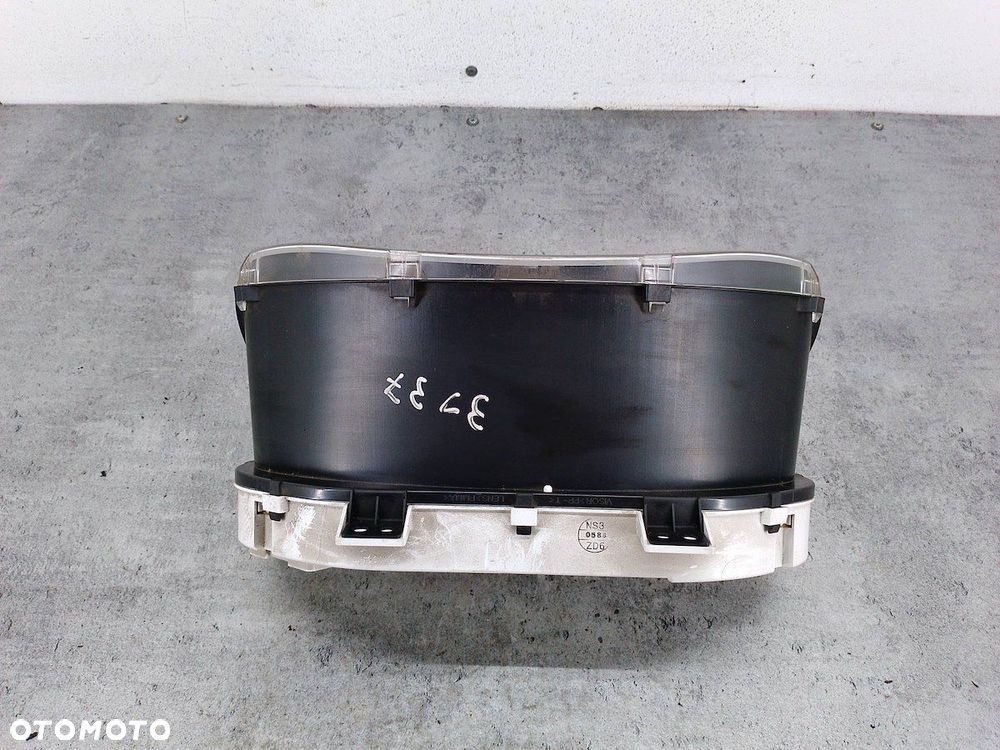 LICZNIK SUBARU FORESTER III 85002SC350 2.0 D - 4