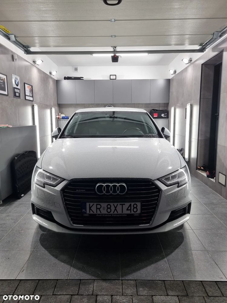 Audi A3 Sportback - 2