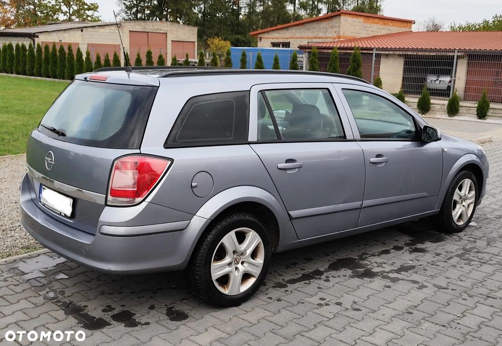 Opel Astra - 4