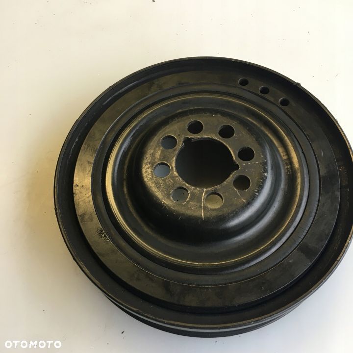 KOŁO PASOWE VW PASSAT B5 FL 2.8 AMX 078105251L - 3