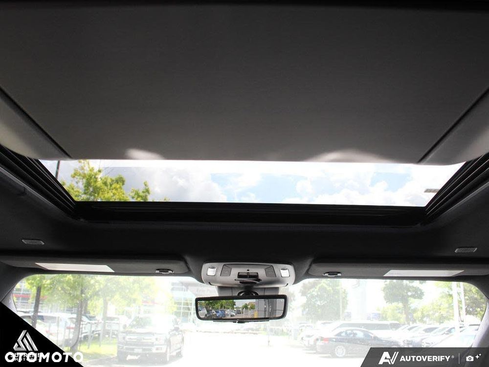 Toyota Sienna - 14