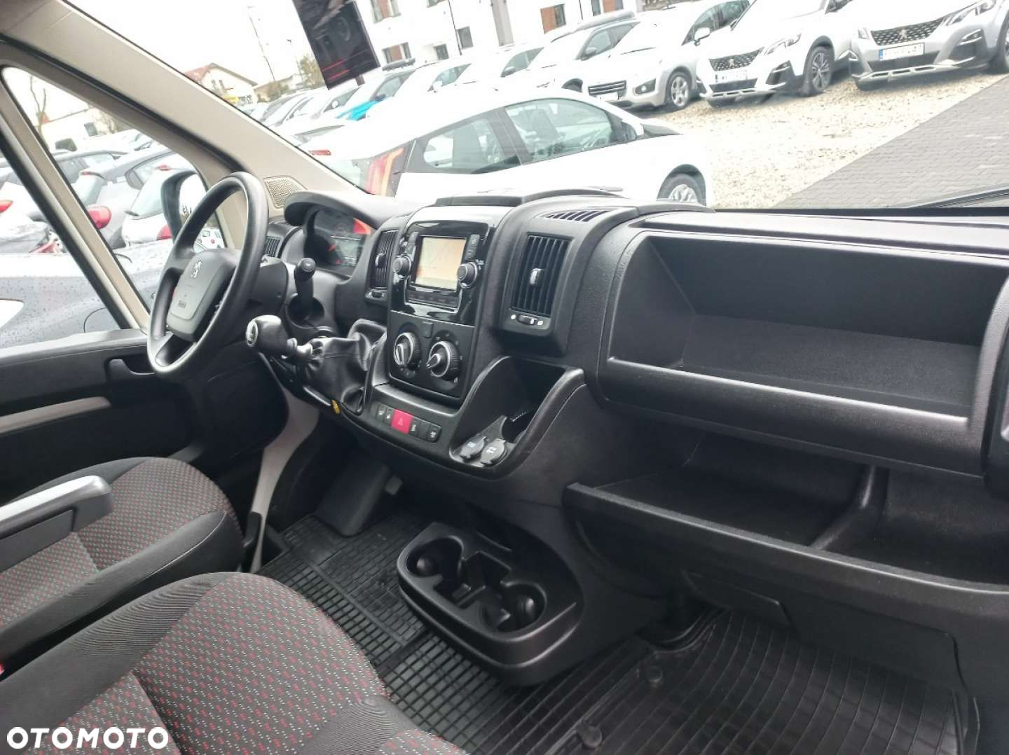 Peugeot BOXER - 17