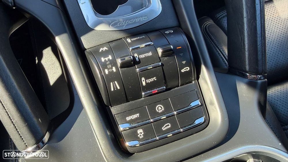 Porsche Cayenne Tiptronic - 40