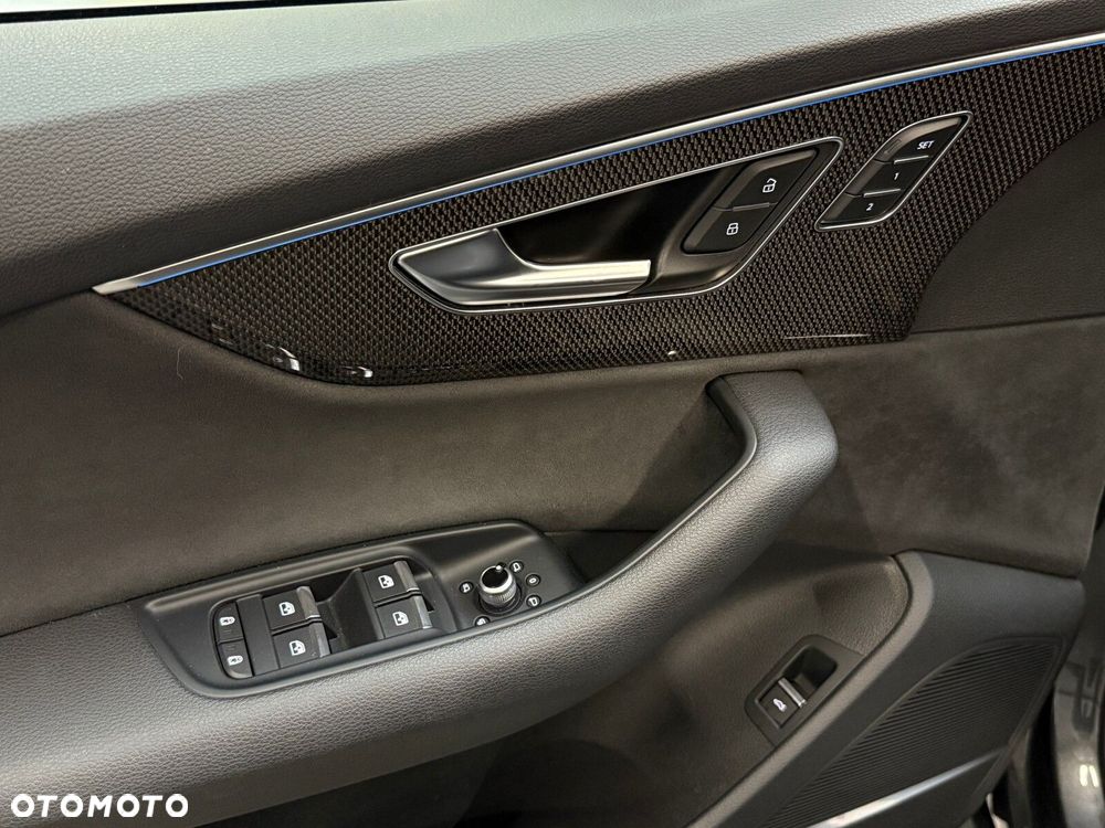 Audi SQ7 TFSI Quattro Tiptronic - 18