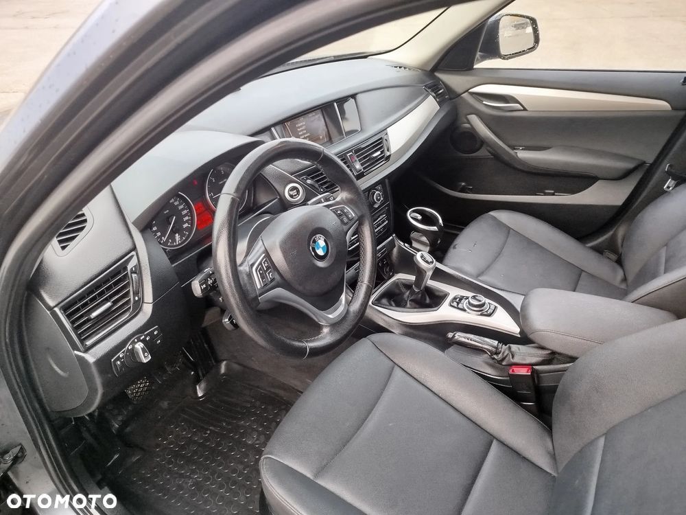 BMW X1 sDrive18d xLine - 7