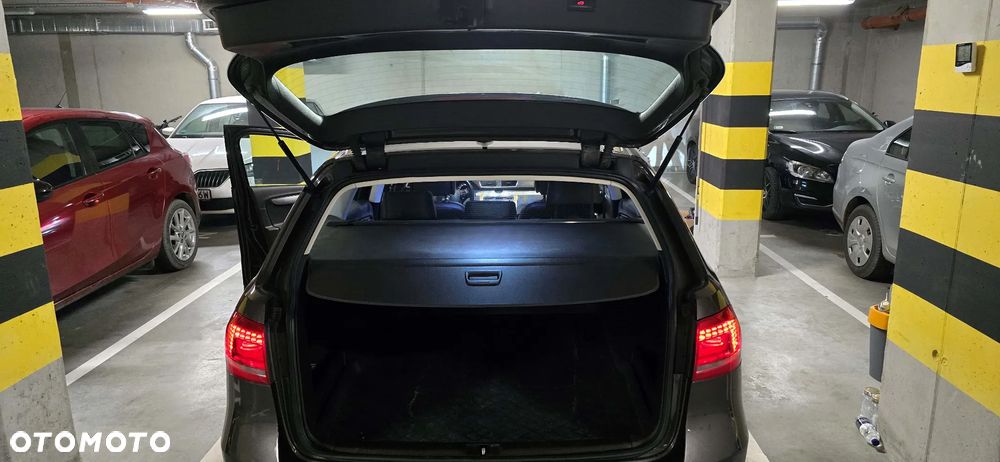 Volkswagen Passat 2.0 TDI 4Motion DSG BlueMotion Tech Exclusive - 17