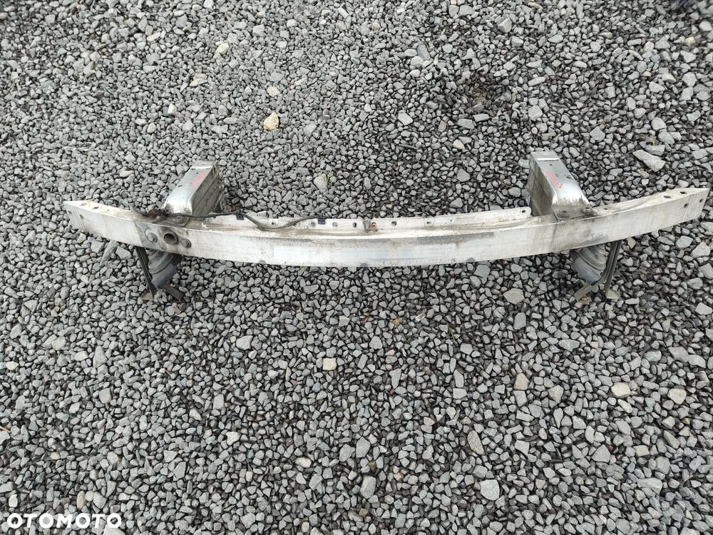 MERCEDES W212 e-klasa Belka Przednia Zderzaka Pod Zderzak Strefy Zgniotu