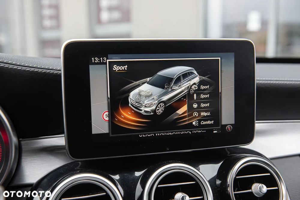 Mercedes-Benz Klasa C 400 4-Matic 9G-TRONIC - 26