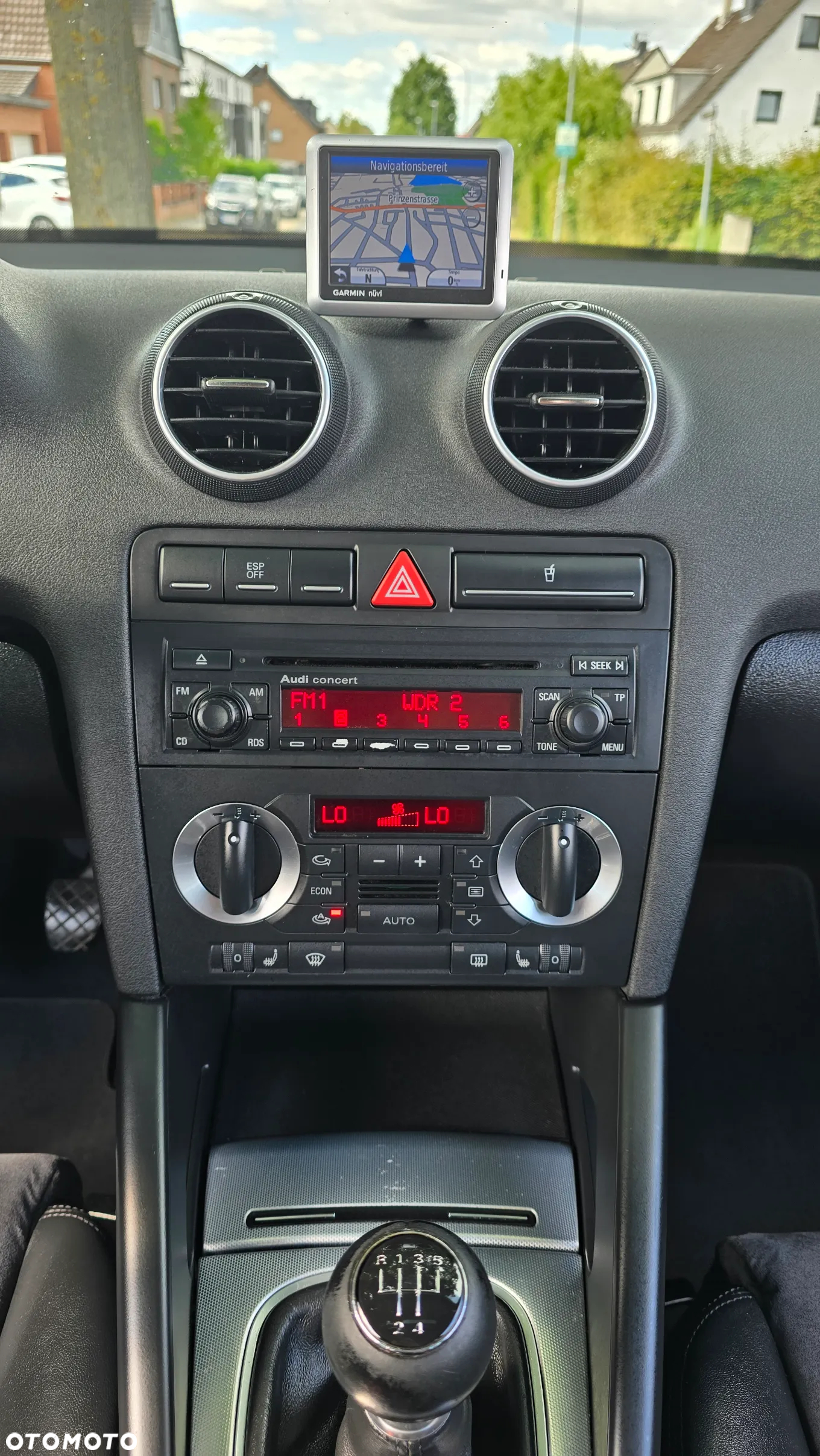 Audi A3 1.6 Ambiente - 12
