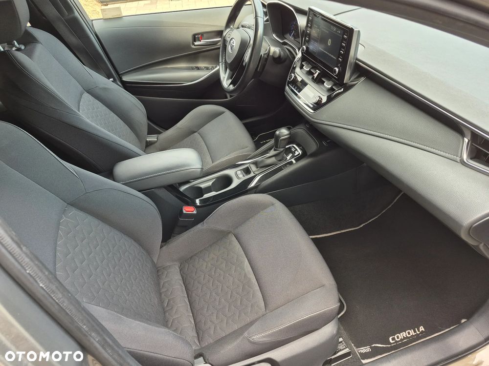 Toyota Corolla 2.0 Hybrid Comfort - 22