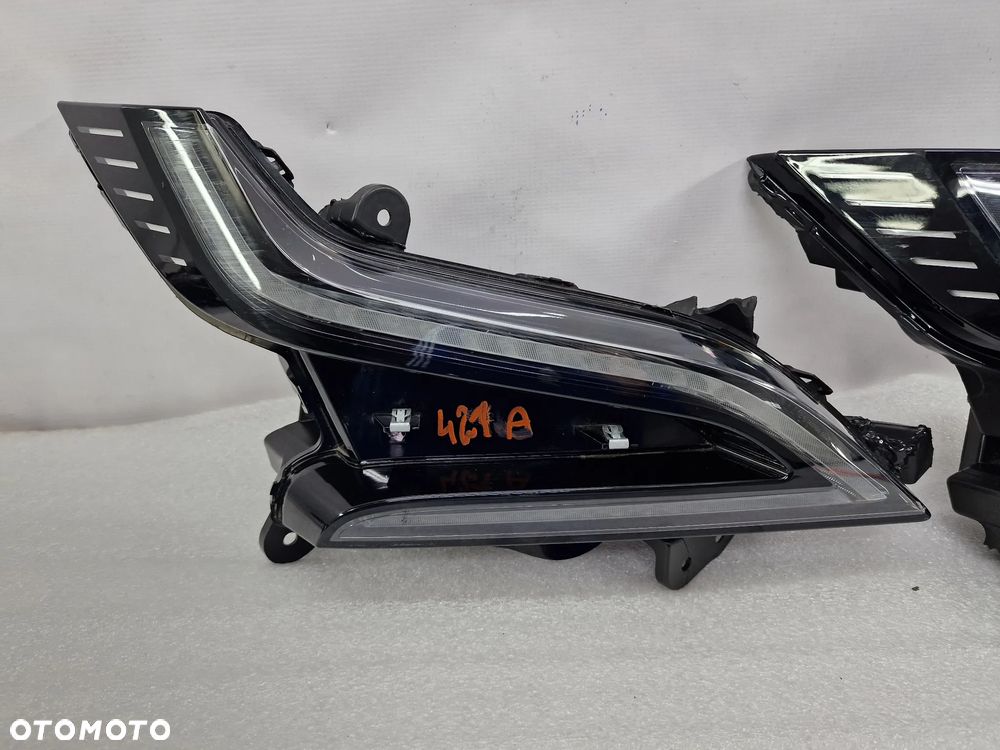 RENAULT MEGANE IV 4 E-TECH E TECH 21- PRAWY HALOGEN / LED / DRL , NR 266009007R / 266009083R , NR AUKCJI LA421 - 2