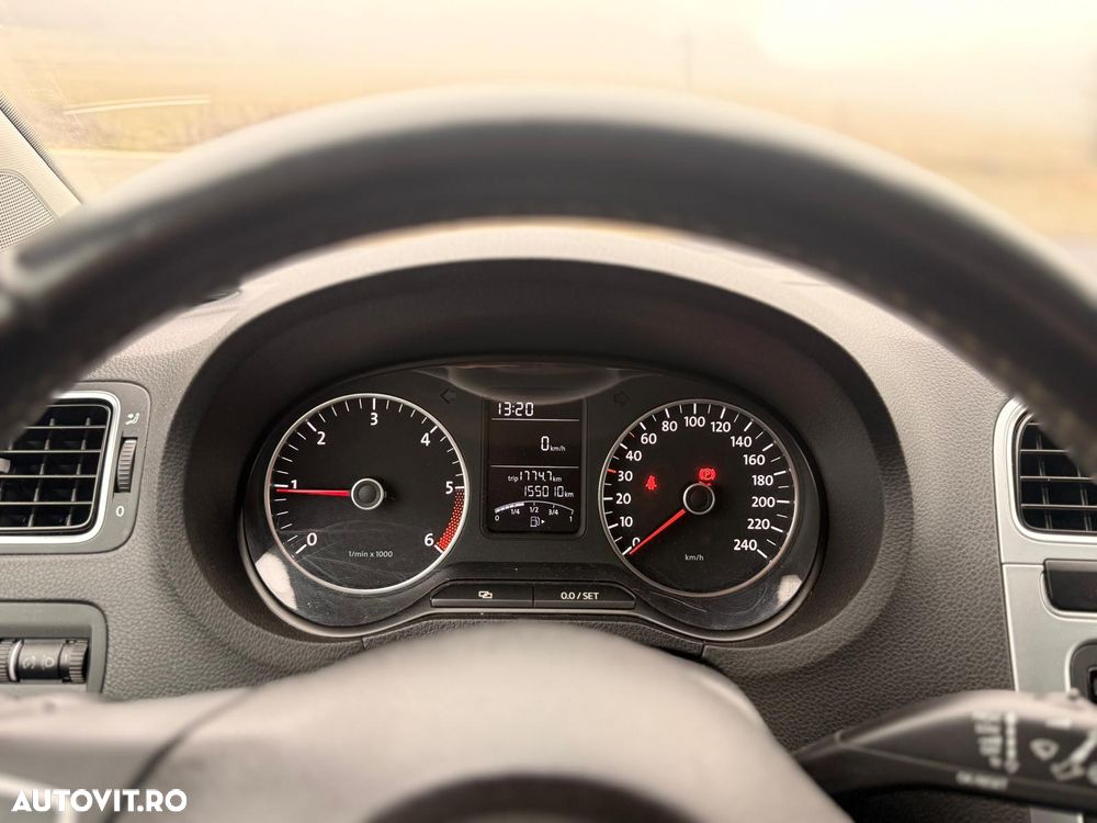 Volkswagen Polo - 34
