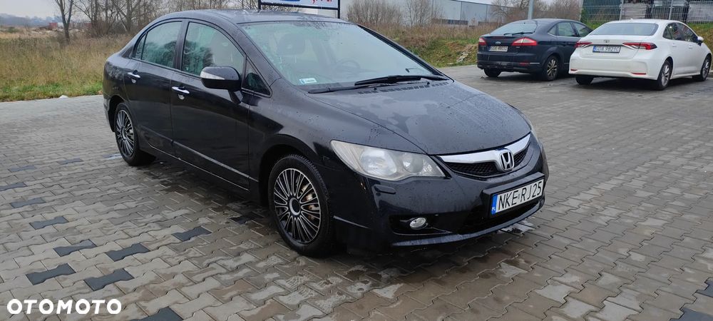 Honda Civic 1.8 Executive - 2