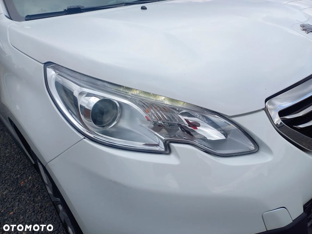 Peugeot 2008 - 11