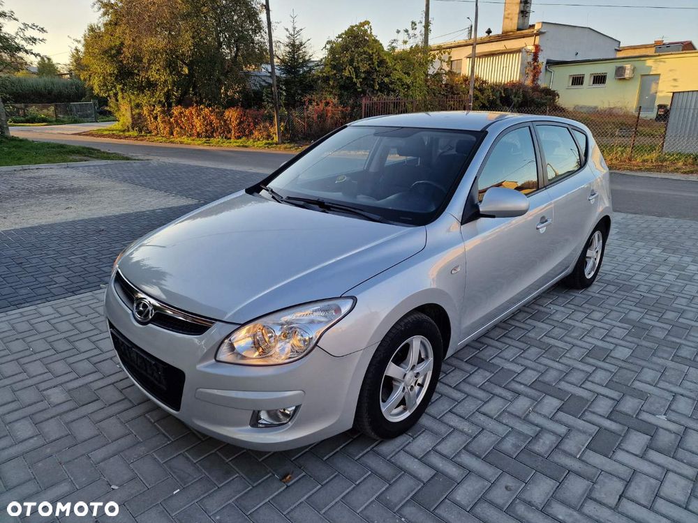 Hyundai i30 1.6 Comfort - 1