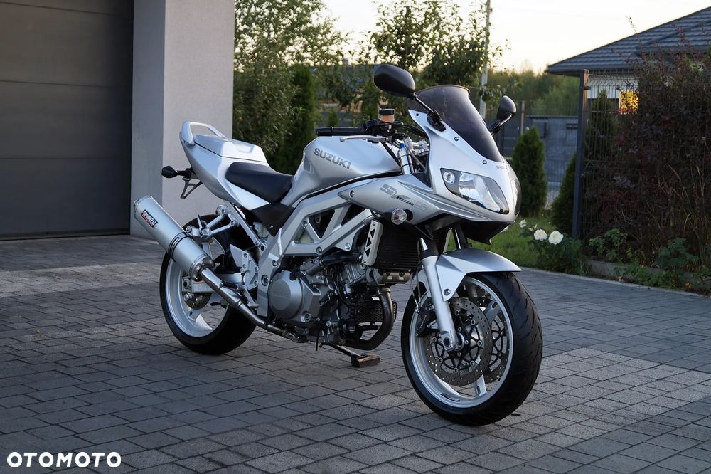 Suzuki SV - 4