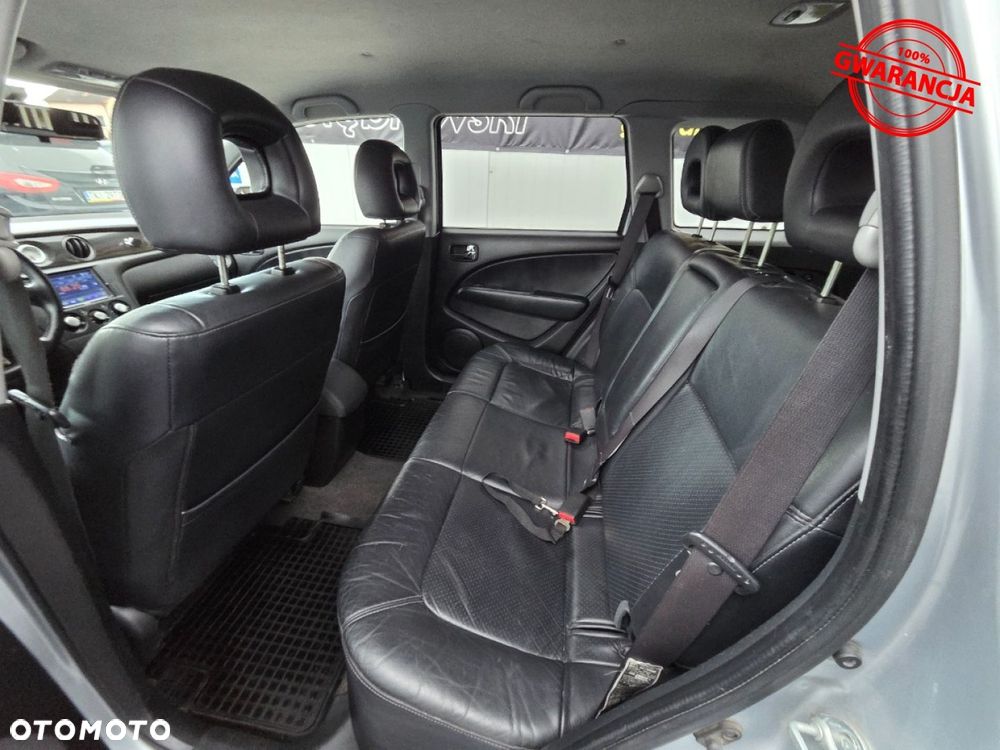 Mitsubishi Outlander - 25