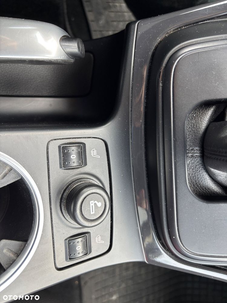 Ford Kuga 2.0 TDCi 4x4 Individual - 34