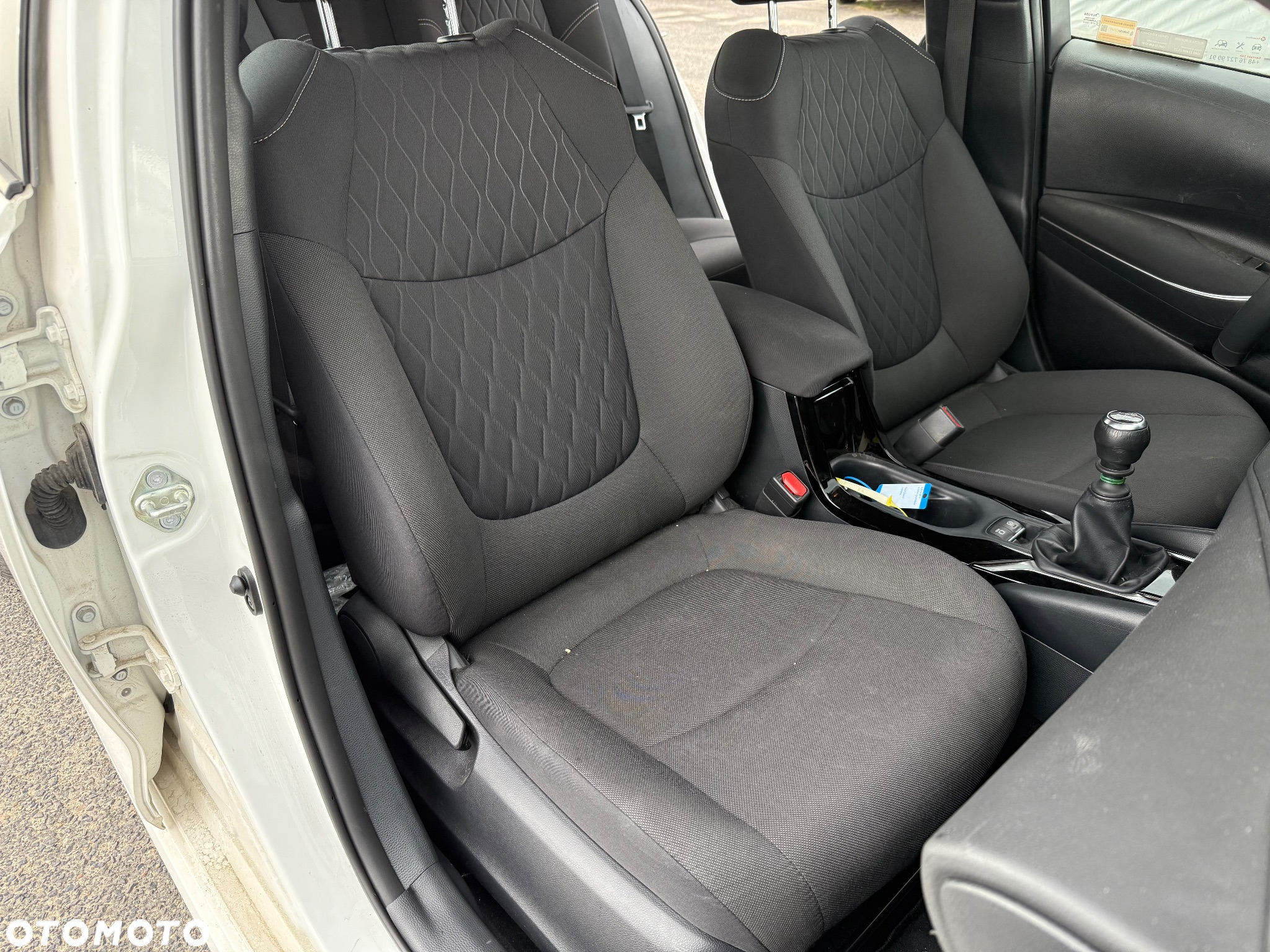 Toyota Corolla 1.5 Comfort - 18