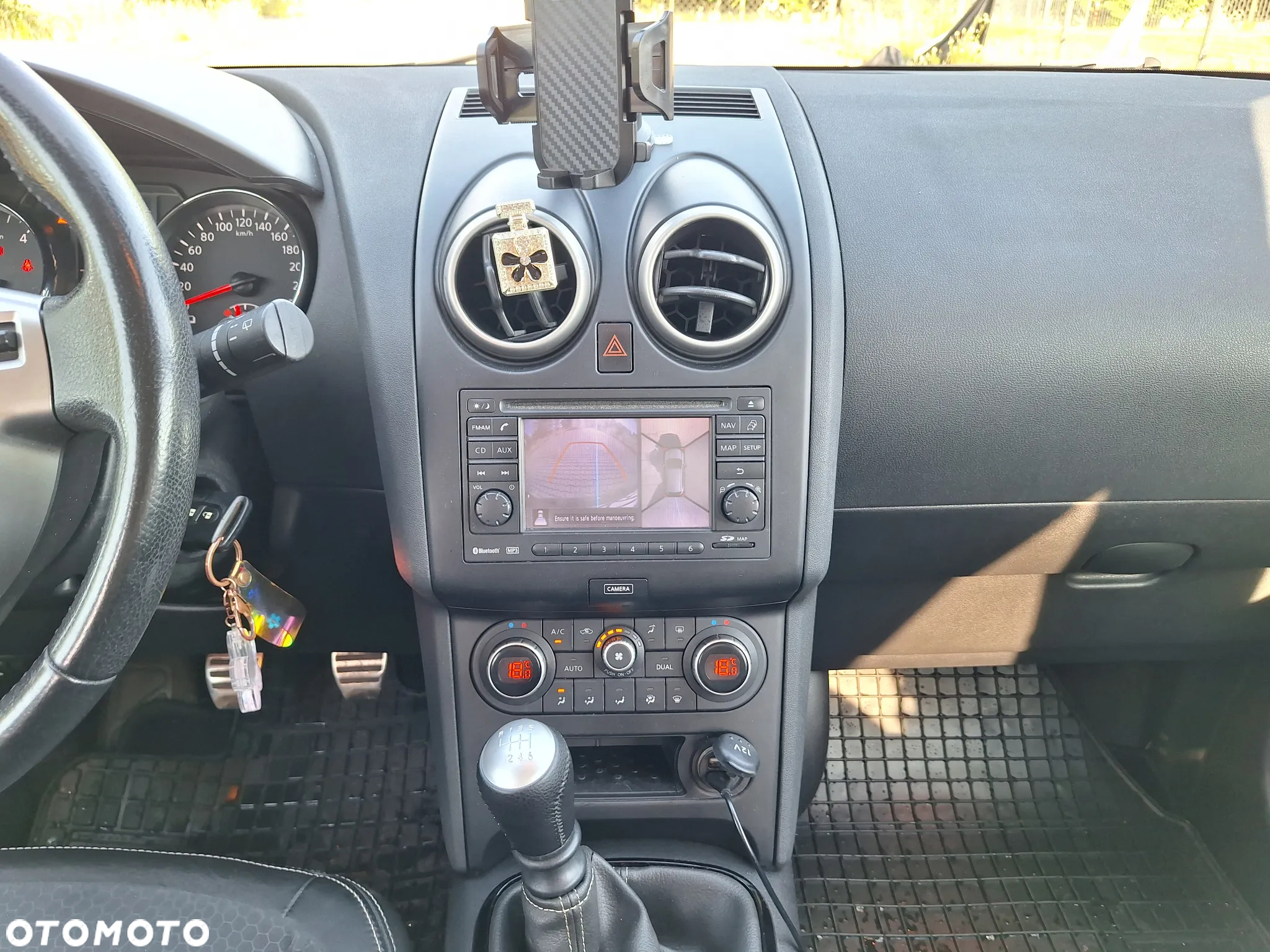 Nissan Qashqai 1.5 dCi Tekna - 6