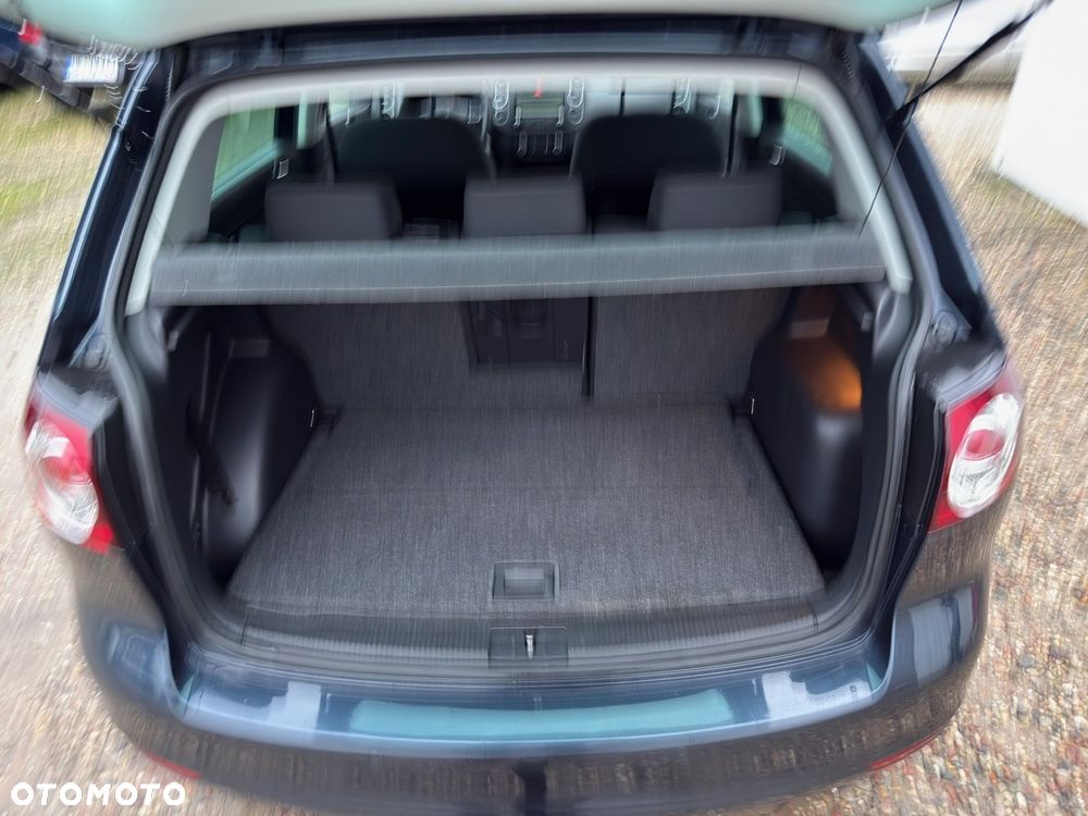 Volkswagen Golf Plus 1.6 TDI BlueMot Comfortline - 22