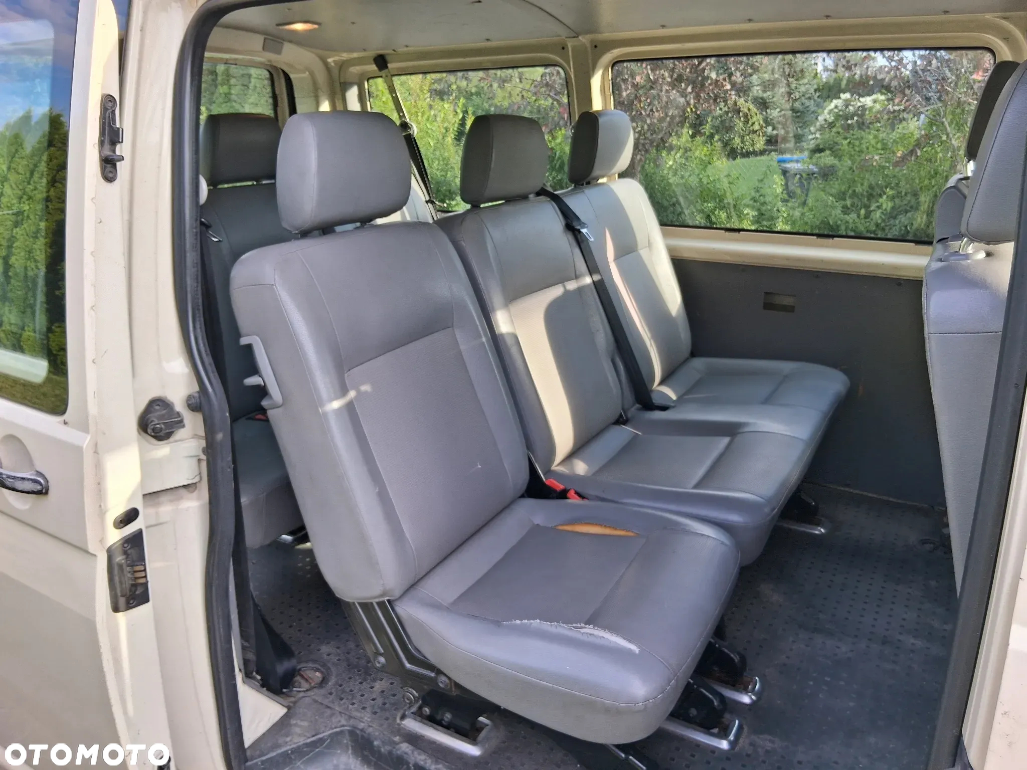 Volkswagen Transporter T5 TDI L1H1 - 13
