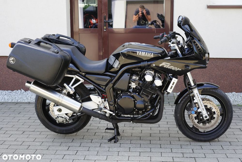Yamaha FZS - 3