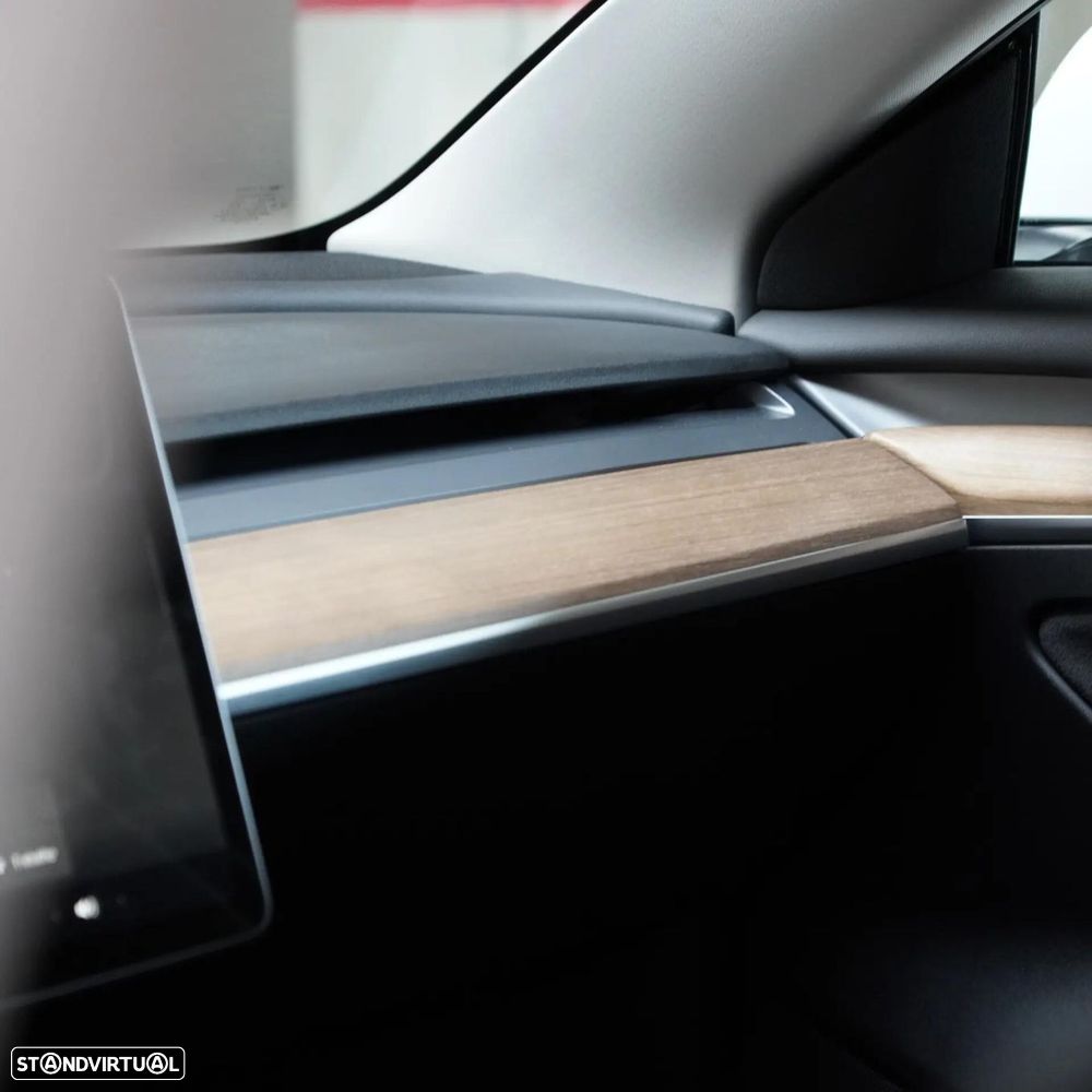 Tesla Model 3 Long Range AWD Dual Motor Performance - 23