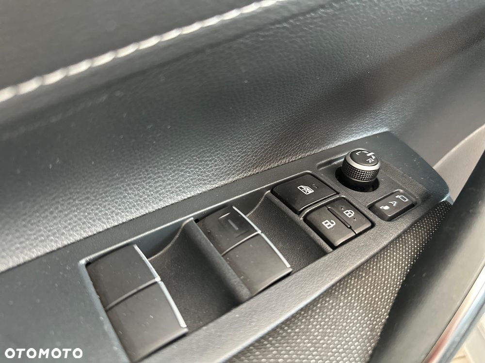 Toyota Corolla 1.8 Hybrid Executive - 20