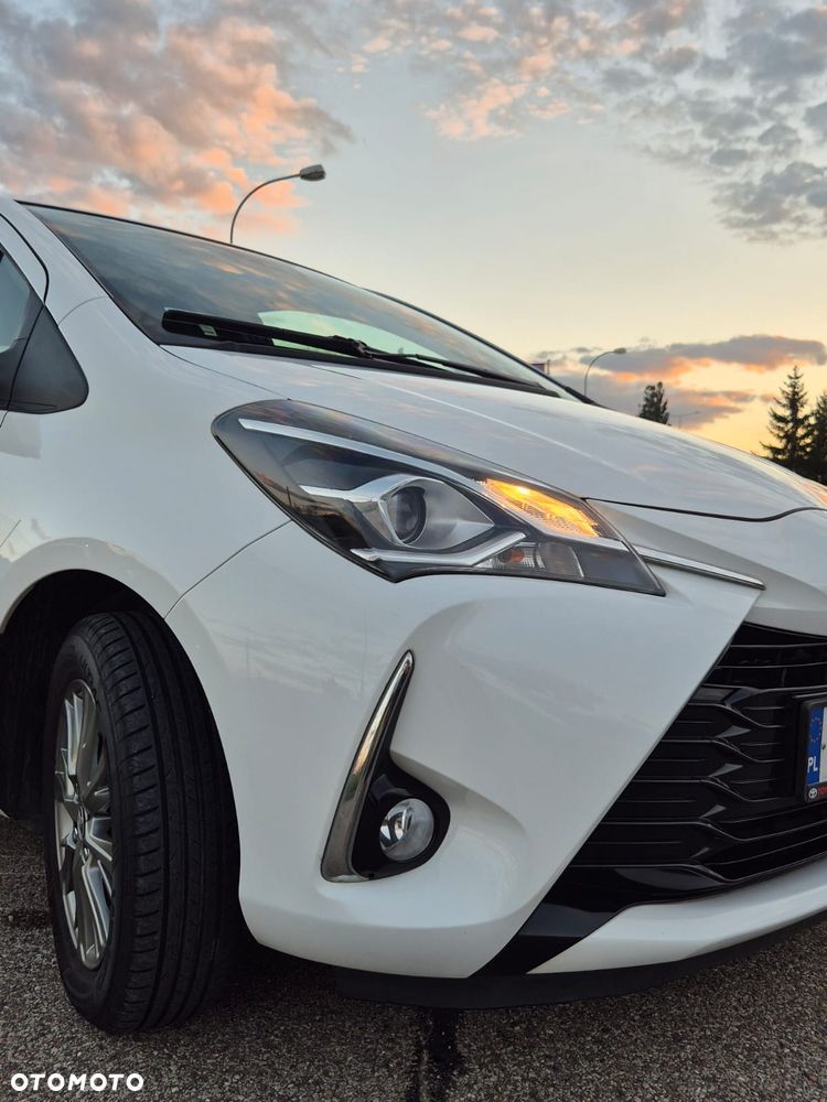 Toyota Yaris 1.5 Premium - 31