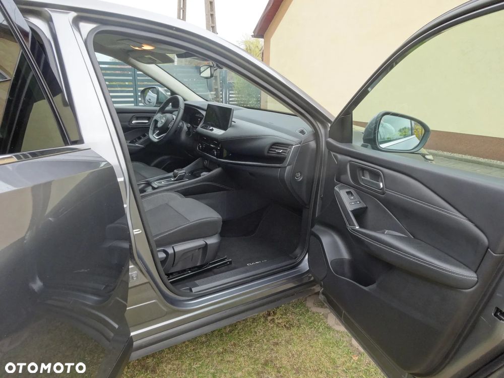 Nissan Qashqai 1.3 DIG-T MHEV Acenta Xtronic - 12