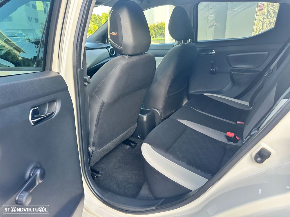 Nissan Micra 0.9 IG-T BOSE Limited Edition S/S - 27