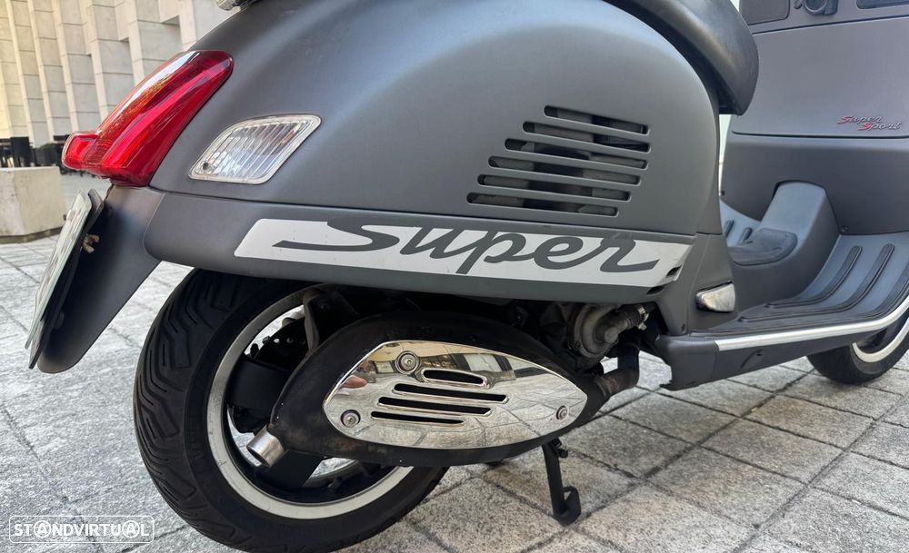 Vespa GTS Super Supersport - 10