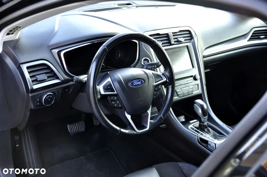 Ford Mondeo 2.0 EcoBoost STart-Stopp Autom Titanium - 22