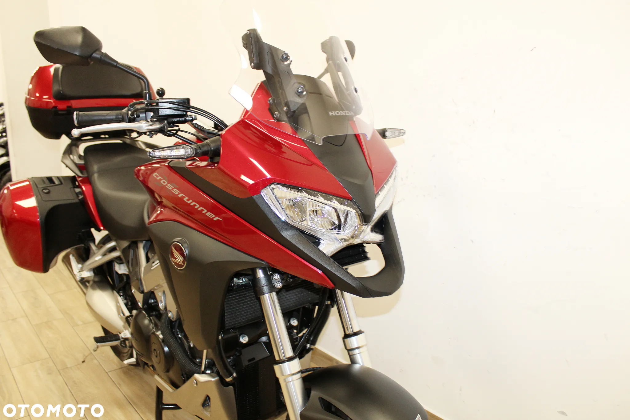 Honda VFR - 10