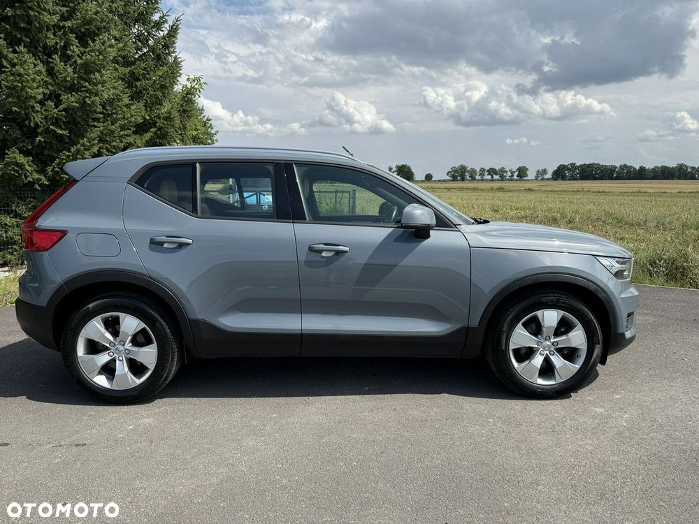 Volvo XC 40 D4 AWD Momentum Pro - 10